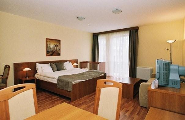 Hajdúszoboszló Panorama Wellness Apartman Hotel חדר תמונה