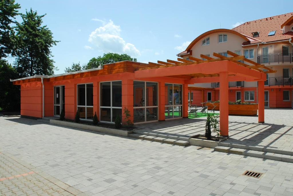 Hajdúszoboszló Panorama Wellness Apartman Hotel מראה חיצוני תמונה