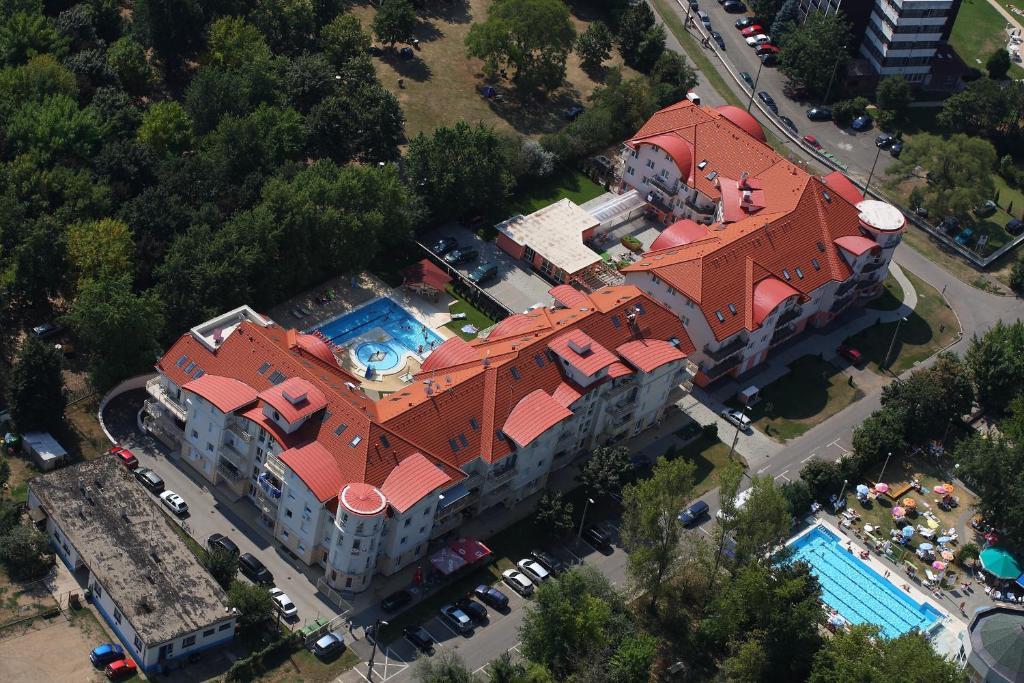 Hajdúszoboszló Panorama Wellness Apartman Hotel חדר תמונה